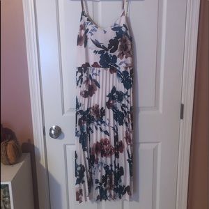 Floral Pleated Midi Dress